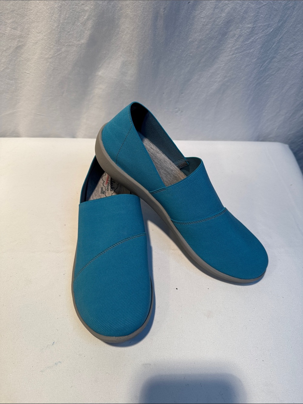 Clarks Teal Slip-On Casual Flats